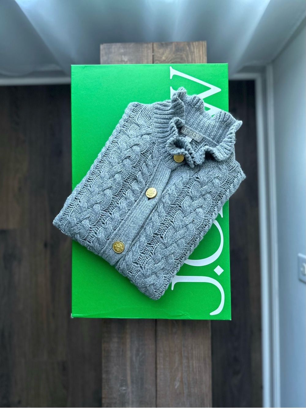 J.Crew Excellent Ruffleneck Lambswool Cardigan Women’s M Gray Gold Buttons